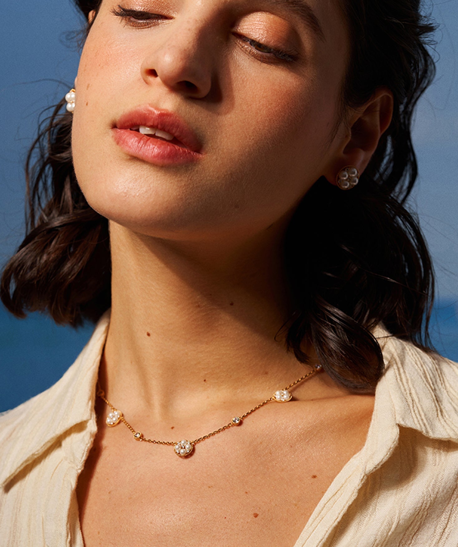 Elegant Necklace with Pearls and Zircon Accents | MaiaMina