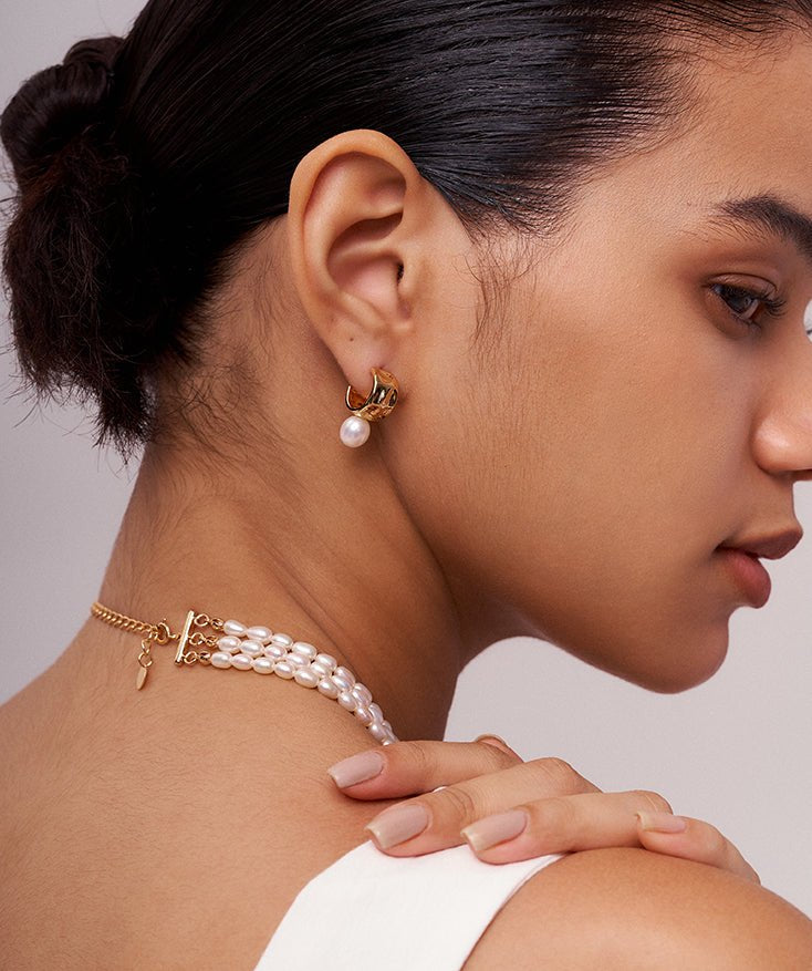 Molten Pearl Huggie Earrings, Small Thick Gold Hoop Earrings with 18K Gold Vermeil | MaiaMina